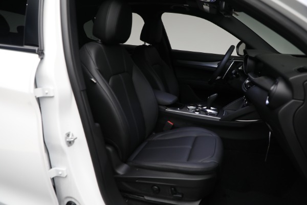 New 2025 Alfa Romeo Stelvio for sale $52,490 at Rolls-Royce Motor Cars Greenwich in Greenwich CT 06830 13