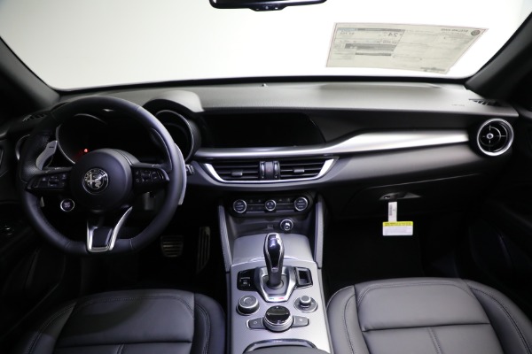 New 2025 Alfa Romeo Stelvio for sale $52,490 at Rolls-Royce Motor Cars Greenwich in Greenwich CT 06830 18