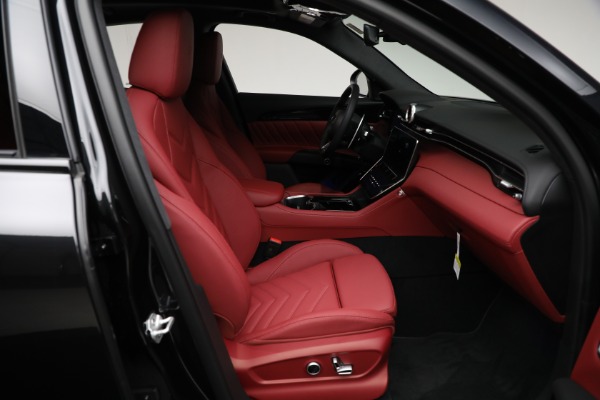 New 2025 Maserati Grecale Modena for sale Sold at Rolls-Royce Motor Cars Greenwich in Greenwich CT 06830 14
