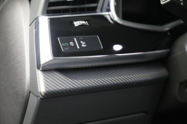 Used 2024 Audi RS Q8 4.0T quattro for sale Sold at Rolls-Royce Motor Cars Greenwich in Greenwich CT 06830 25