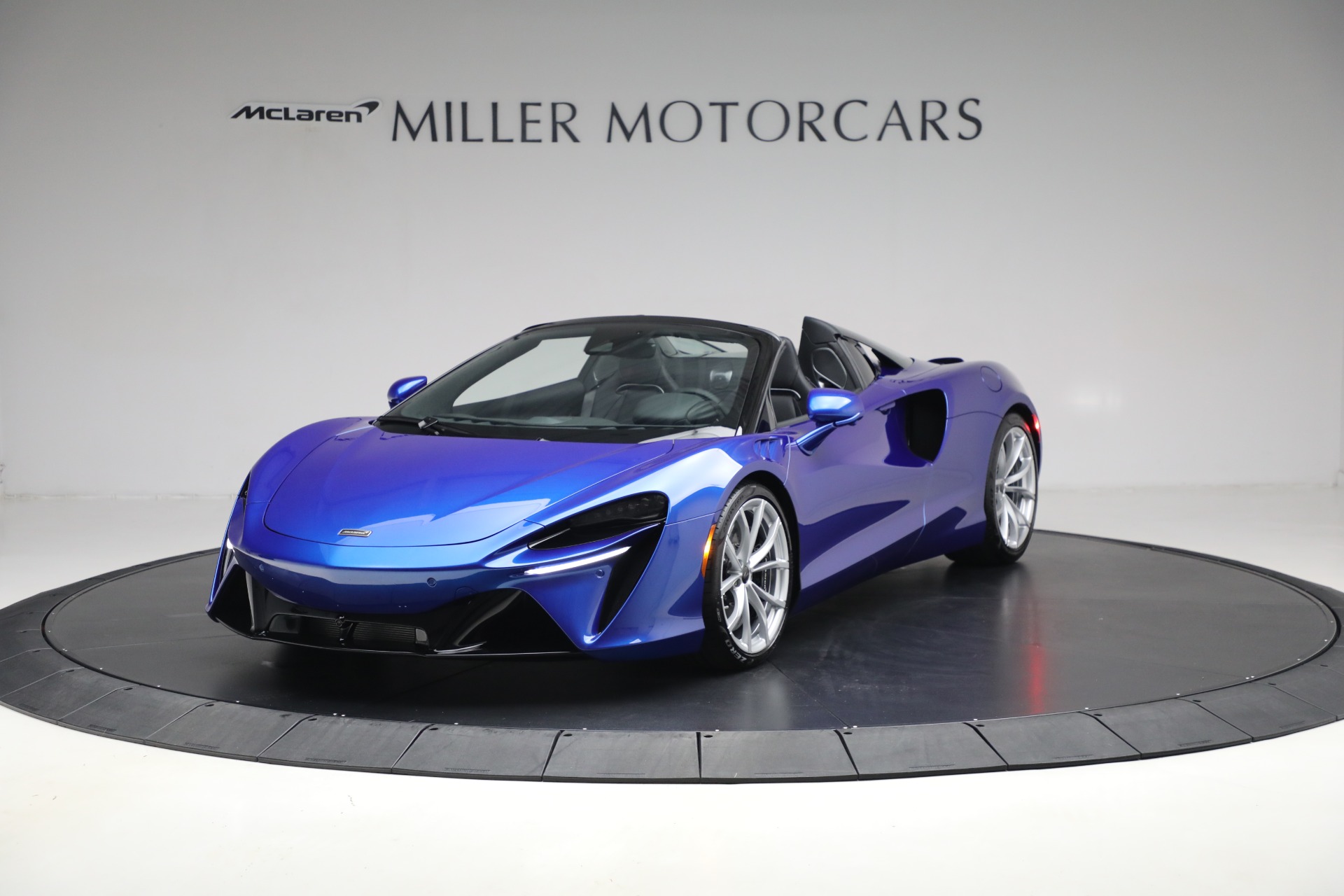 New 2025 McLaren Artura Spider TechLux for sale Sold at Rolls-Royce Motor Cars Greenwich in Greenwich CT 06830 1
