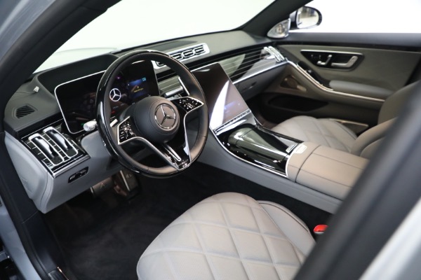Used 2024 Mercedes-Benz S-Class Mercedes-Maybach S 580 4MATIC for sale Sold at Rolls-Royce Motor Cars Greenwich in Greenwich CT 06830 18
