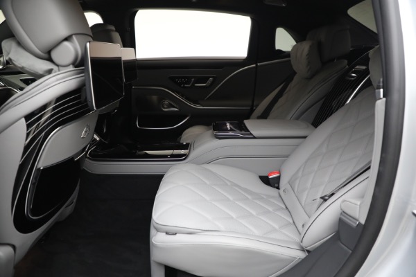 Used 2024 Mercedes-Benz S-Class Mercedes-Maybach S 580 4MATIC for sale Sold at Rolls-Royce Motor Cars Greenwich in Greenwich CT 06830 20