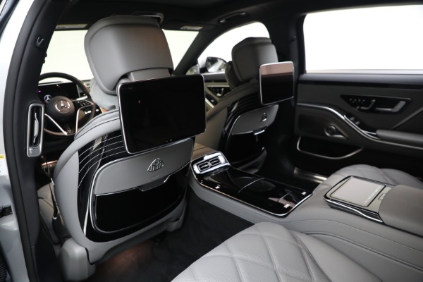 Used 2024 Mercedes-Benz S-Class Mercedes-Maybach S 580 4MATIC for sale Sold at Rolls-Royce Motor Cars Greenwich in Greenwich CT 06830 21