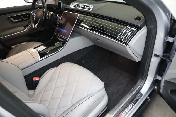 Used 2024 Mercedes-Benz S-Class Mercedes-Maybach S 580 4MATIC for sale Sold at Rolls-Royce Motor Cars Greenwich in Greenwich CT 06830 23