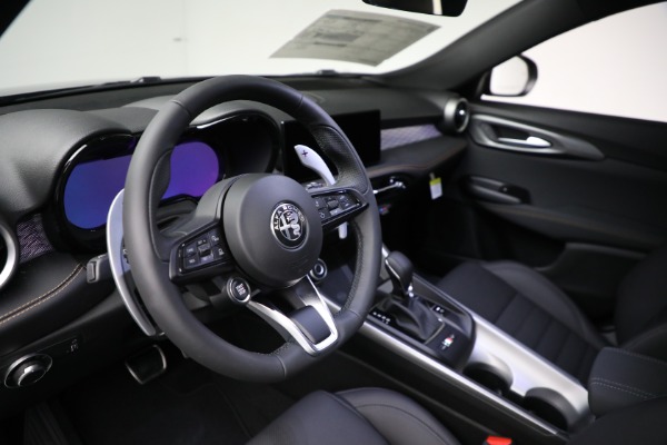 New 2025 Alfa Romeo Tonale for sale $55,125 at Rolls-Royce Motor Cars Greenwich in Greenwich CT 06830 11