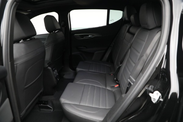 New 2025 Alfa Romeo Tonale for sale $55,125 at Rolls-Royce Motor Cars Greenwich in Greenwich CT 06830 12