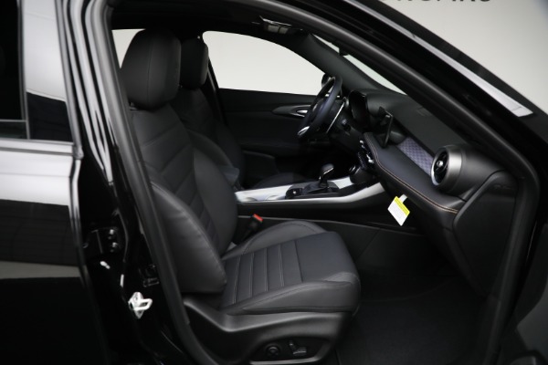 New 2025 Alfa Romeo Tonale for sale $55,125 at Rolls-Royce Motor Cars Greenwich in Greenwich CT 06830 14