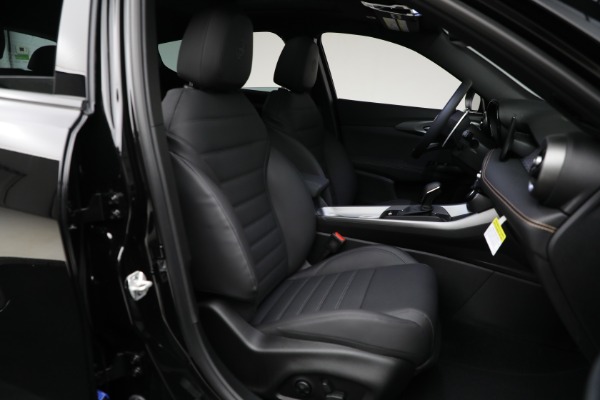 New 2025 Alfa Romeo Tonale for sale $55,125 at Rolls-Royce Motor Cars Greenwich in Greenwich CT 06830 15