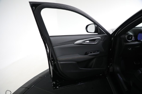New 2025 Alfa Romeo Tonale for sale $55,125 at Rolls-Royce Motor Cars Greenwich in Greenwich CT 06830 20
