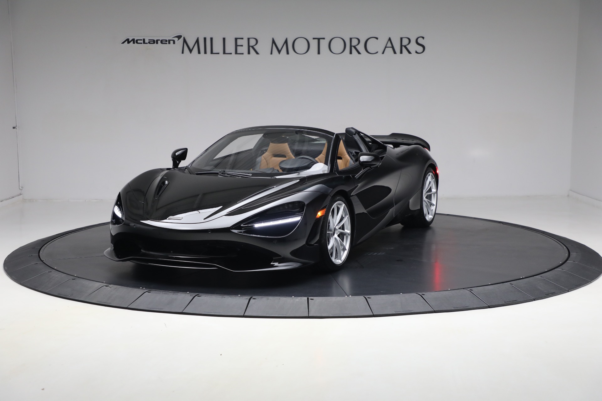New 2025 McLaren 750S Spider TechLux for sale $400,630 at Rolls-Royce Motor Cars Greenwich in Greenwich CT 06830 1