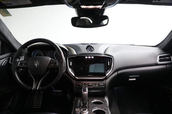 Used 2022 Maserati Ghibli F Tributo Q4 for sale Sold at Rolls-Royce Motor Cars Greenwich in Greenwich CT 06830 17
