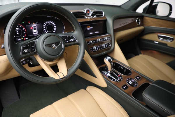 New 2025 Bentley Bentayga V8 for sale $249,525 at Rolls-Royce Motor Cars Greenwich in Greenwich CT 06830 15