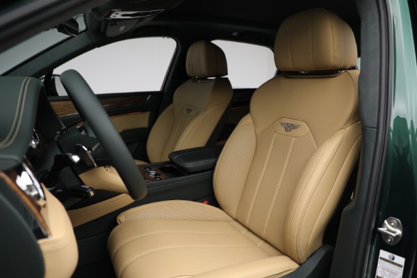 New 2025 Bentley Bentayga V8 for sale $249,525 at Rolls-Royce Motor Cars Greenwich in Greenwich CT 06830 18