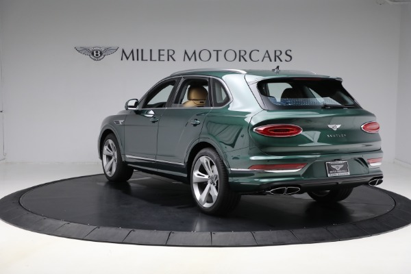 New 2025 Bentley Bentayga V8 for sale $249,525 at Rolls-Royce Motor Cars Greenwich in Greenwich CT 06830 5