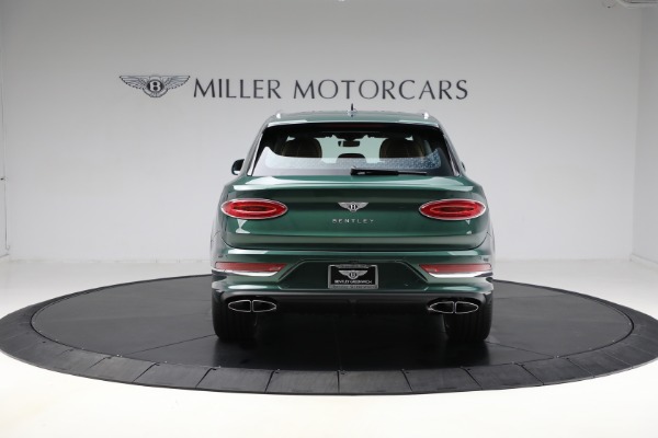 New 2025 Bentley Bentayga V8 for sale $249,525 at Rolls-Royce Motor Cars Greenwich in Greenwich CT 06830 6
