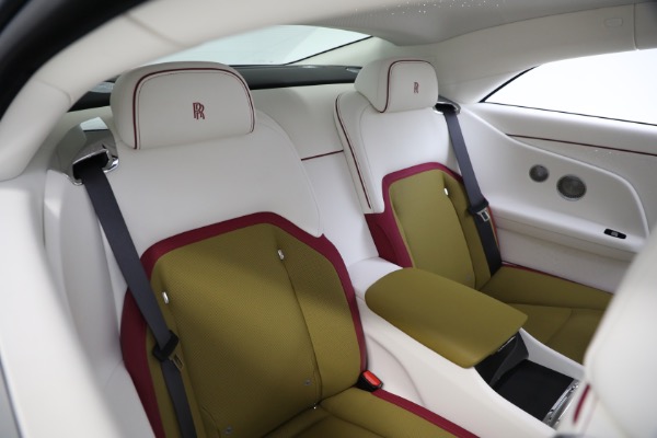 Used 2025 Rolls-Royce Spectre for sale $409,900 at Rolls-Royce Motor Cars Greenwich in Greenwich CT 06830 21