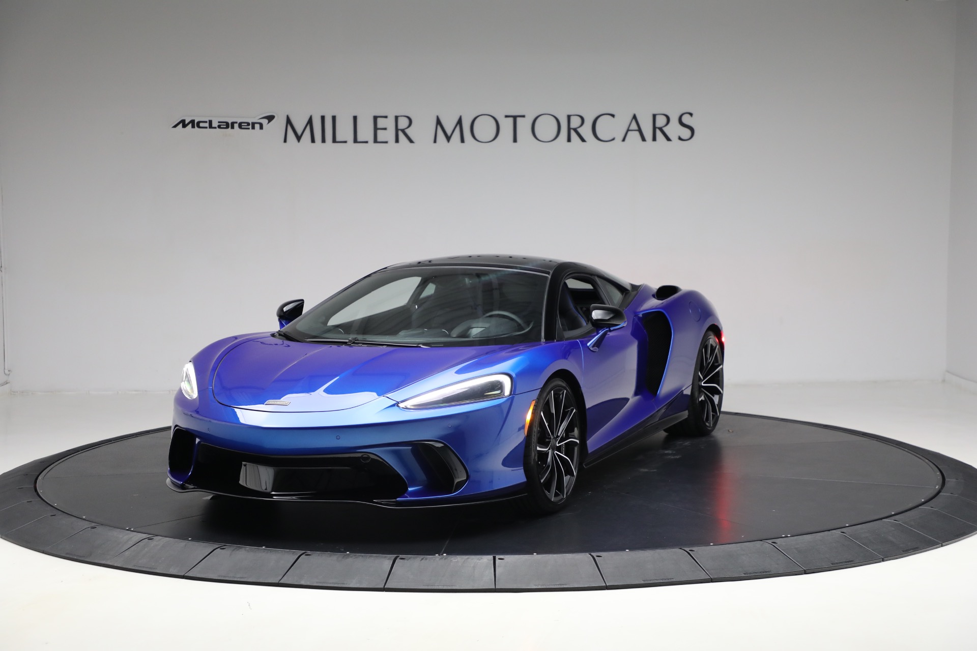 New 2025 McLaren GTS TechLux for sale $247,098 at Rolls-Royce Motor Cars Greenwich in Greenwich CT 06830 1