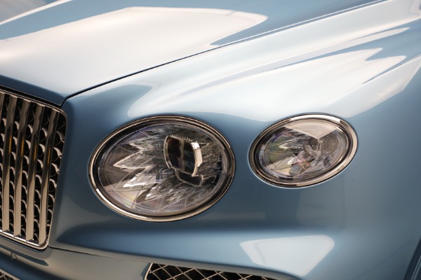 Used 2024 Bentley Bentayga Azure V8 for sale Sold at Rolls-Royce Motor Cars Greenwich in Greenwich CT 06830 10