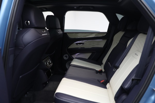 Used 2024 Bentley Bentayga Azure V8 for sale Sold at Rolls-Royce Motor Cars Greenwich in Greenwich CT 06830 19