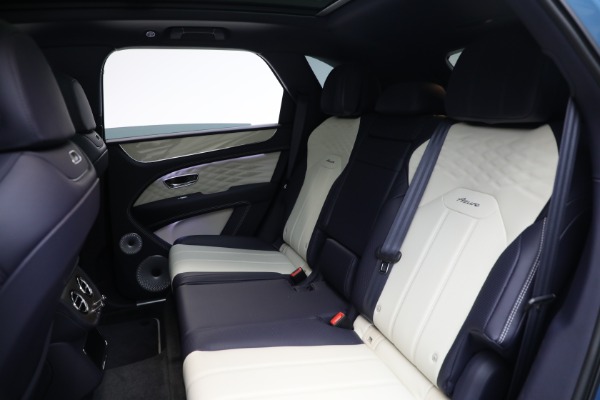 Used 2024 Bentley Bentayga Azure V8 for sale Sold at Rolls-Royce Motor Cars Greenwich in Greenwich CT 06830 20