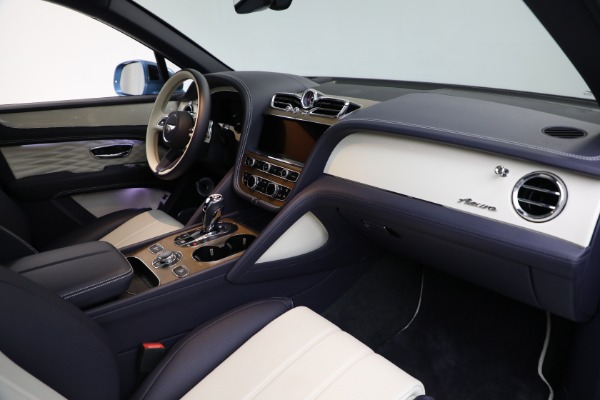 Used 2024 Bentley Bentayga Azure V8 for sale Sold at Rolls-Royce Motor Cars Greenwich in Greenwich CT 06830 27