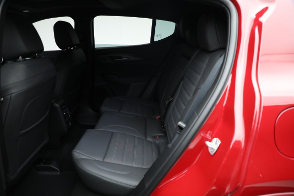 New 2025 Alfa Romeo Tonale Tributo Italiano for sale Sold at Rolls-Royce Motor Cars Greenwich in Greenwich CT 06830 13