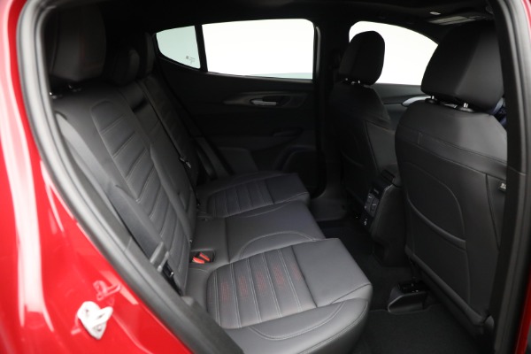 New 2025 Alfa Romeo Tonale Tributo Italiano for sale Sold at Rolls-Royce Motor Cars Greenwich in Greenwich CT 06830 14
