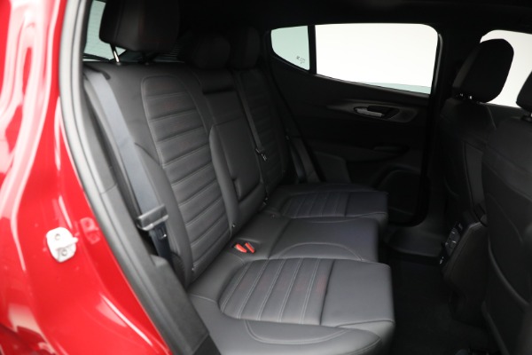 New 2025 Alfa Romeo Tonale Tributo Italiano for sale Sold at Rolls-Royce Motor Cars Greenwich in Greenwich CT 06830 15