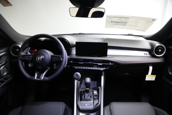 New 2025 Alfa Romeo Tonale Tributo Italiano for sale Sold at Rolls-Royce Motor Cars Greenwich in Greenwich CT 06830 17