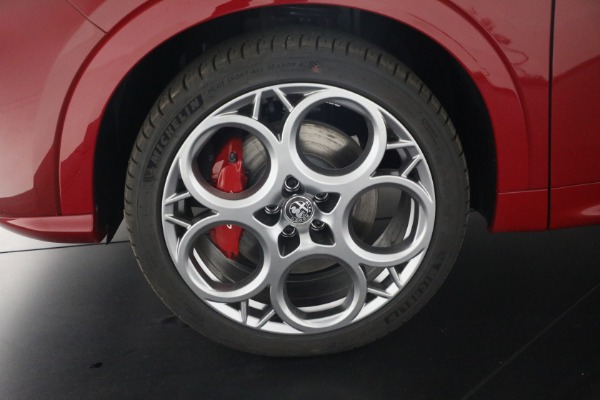 New 2025 Alfa Romeo Tonale Tributo Italiano for sale Sold at Rolls-Royce Motor Cars Greenwich in Greenwich CT 06830 19