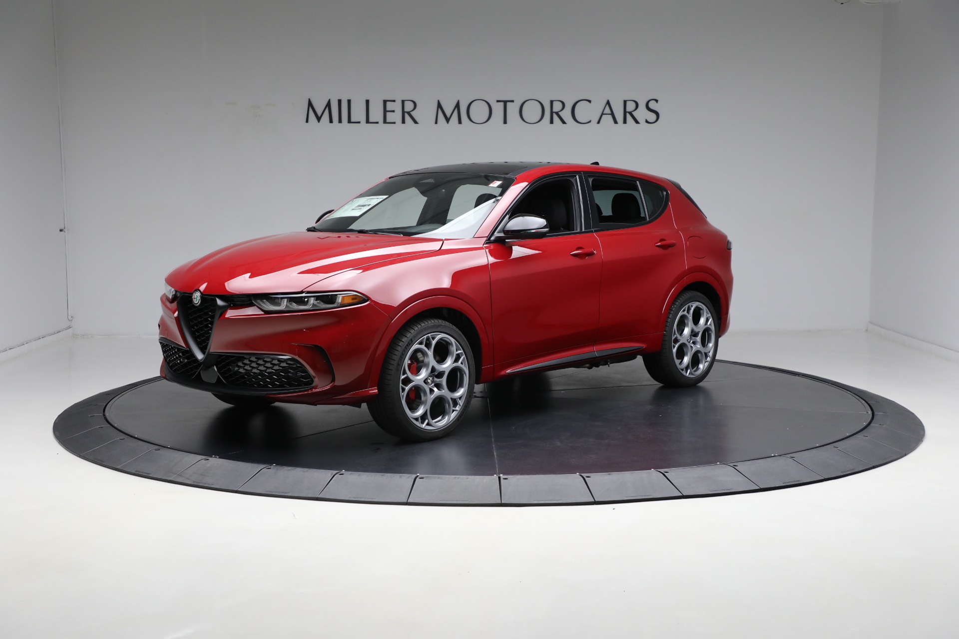New 2025 Alfa Romeo Tonale Tributo Italiano for sale Sold at Rolls-Royce Motor Cars Greenwich in Greenwich CT 06830 1