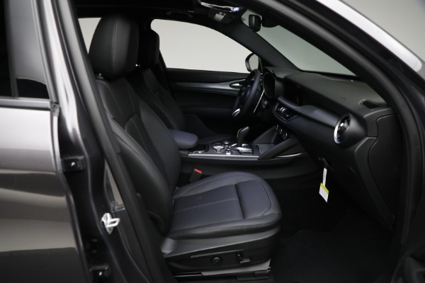 New 2025 Alfa Romeo Stelvio for sale $53,185 at Rolls-Royce Motor Cars Greenwich in Greenwich CT 06830 12