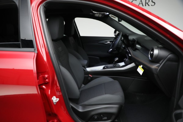 New 2025 Alfa Romeo Tonale for sale $40,625 at Rolls-Royce Motor Cars Greenwich in Greenwich CT 06830 10