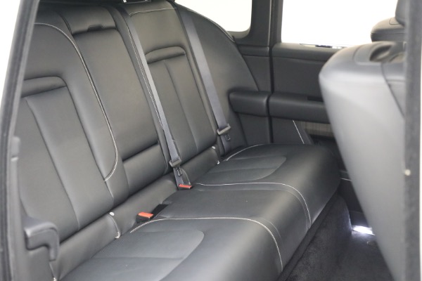 Used 2022 Rolls-Royce Cullinan for sale $269,900 at Rolls-Royce Motor Cars Greenwich in Greenwich CT 06830 21