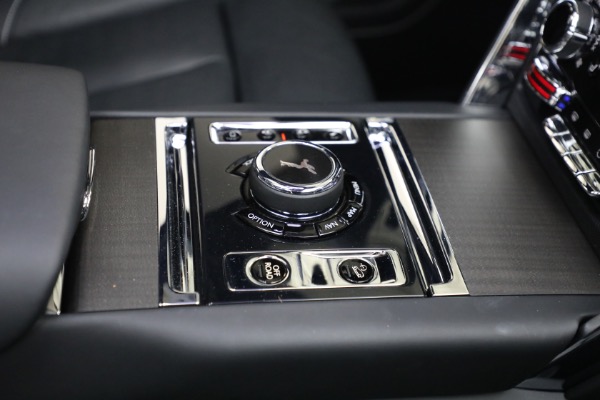 Used 2022 Rolls-Royce Cullinan for sale $269,900 at Rolls-Royce Motor Cars Greenwich in Greenwich CT 06830 24