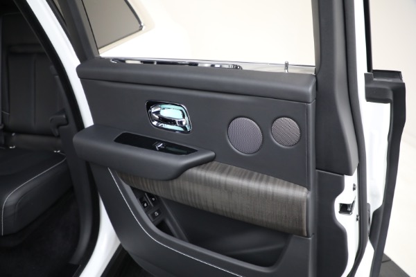 Used 2022 Rolls-Royce Cullinan for sale $269,900 at Rolls-Royce Motor Cars Greenwich in Greenwich CT 06830 28