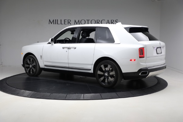 Used 2022 Rolls-Royce Cullinan for sale $269,900 at Rolls-Royce Motor Cars Greenwich in Greenwich CT 06830 8