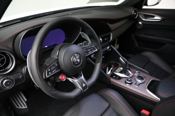New 2024 Alfa Romeo Giulia Quadrifoglio Supersport for sale $91,565 at Rolls-Royce Motor Cars Greenwich in Greenwich CT 06830 17