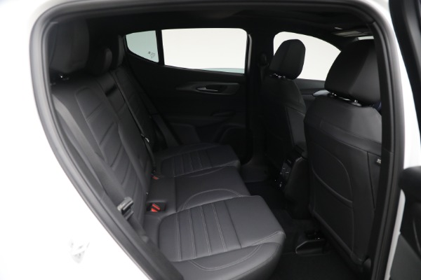 New 2025 Alfa Romeo Tonale for sale $43,930 at Rolls-Royce Motor Cars Greenwich in Greenwich CT 06830 16