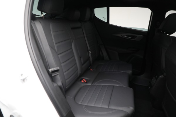 New 2025 Alfa Romeo Tonale for sale $43,930 at Rolls-Royce Motor Cars Greenwich in Greenwich CT 06830 17