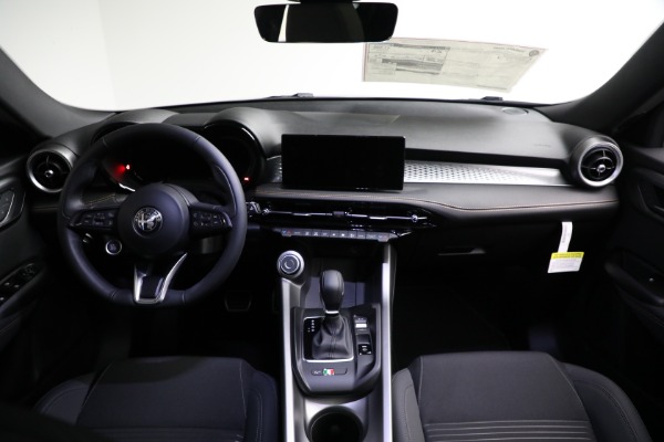 New 2025 Alfa Romeo Tonale Intensa for sale $40,625 at Rolls-Royce Motor Cars Greenwich in Greenwich CT 06830 19