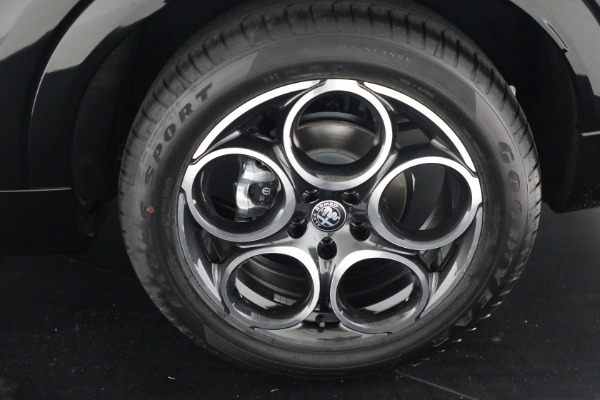 New 2025 Alfa Romeo Tonale Intensa for sale $40,625 at Rolls-Royce Motor Cars Greenwich in Greenwich CT 06830 21