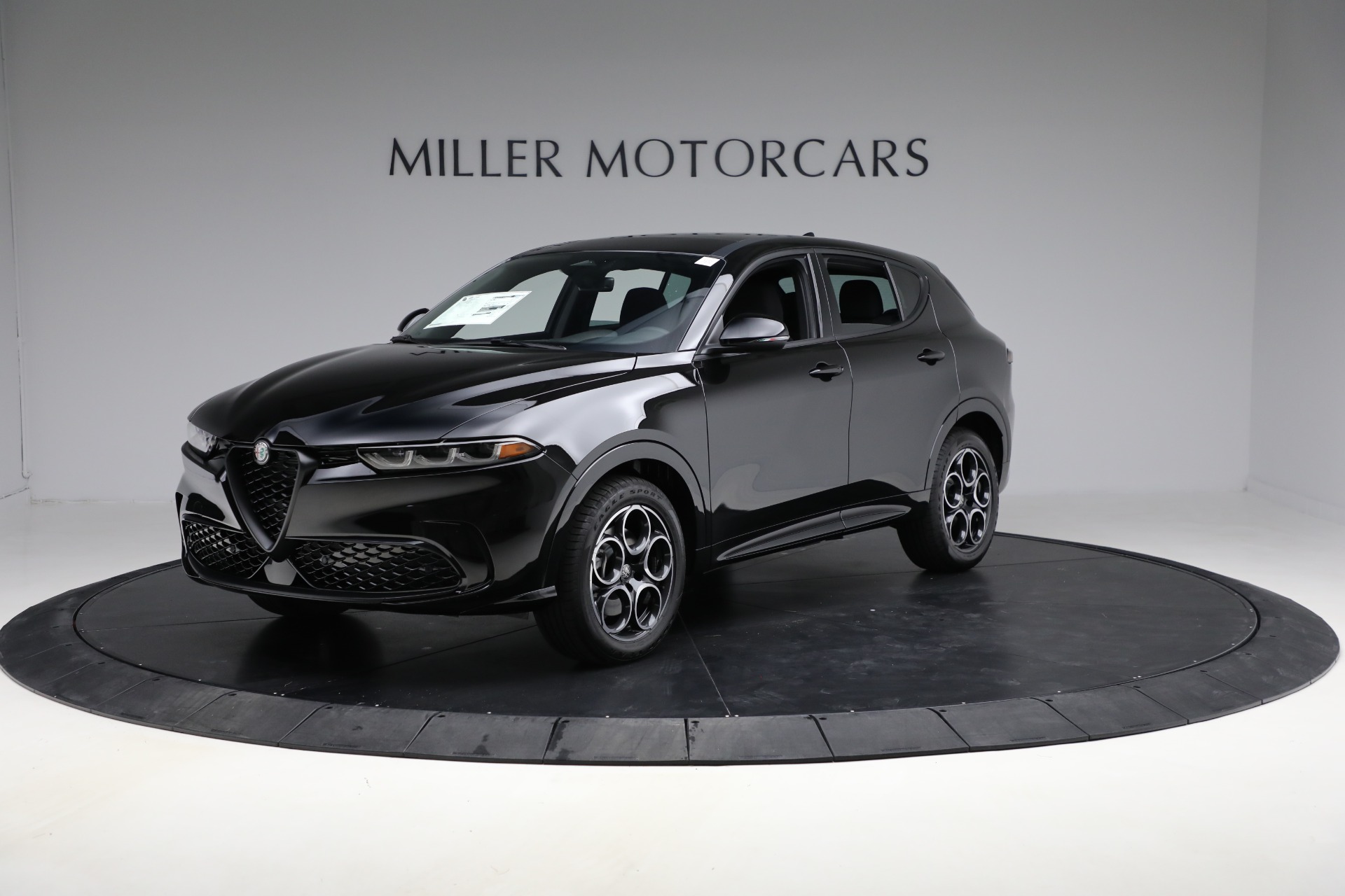 New 2025 Alfa Romeo Tonale Intensa for sale $40,625 at Rolls-Royce Motor Cars Greenwich in Greenwich CT 06830 1