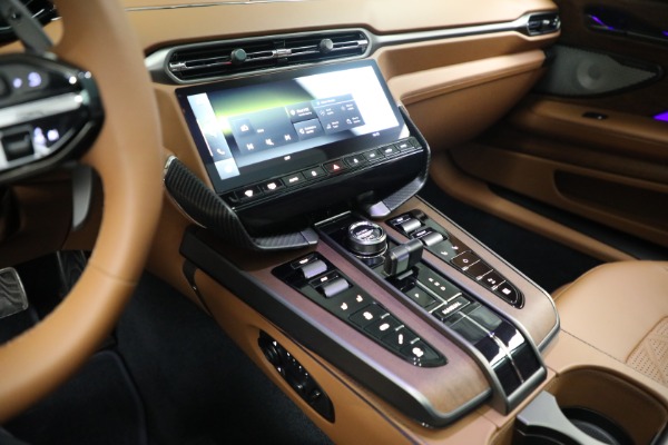 New 2025 Aston Martin Vanquish for sale Sold at Rolls-Royce Motor Cars Greenwich in Greenwich CT 06830 25