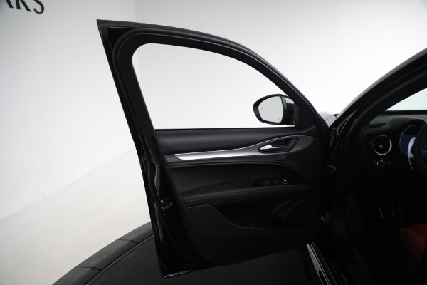 New 2025 Alfa Romeo Stelvio for sale $57,685 at Rolls-Royce Motor Cars Greenwich in Greenwich CT 06830 20