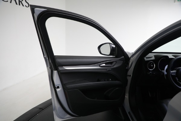 New 2025 Alfa Romeo Stelvio Veloce for sale Sold at Rolls-Royce Motor Cars Greenwich in Greenwich CT 06830 19