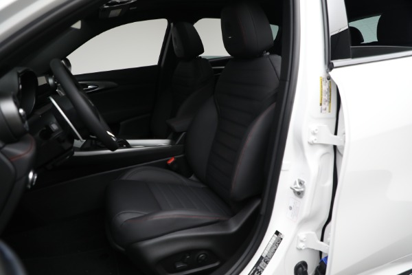 New 2025 Alfa Romeo Tonale Tributo Italiano for sale Sold at Rolls-Royce Motor Cars Greenwich in Greenwich CT 06830 12