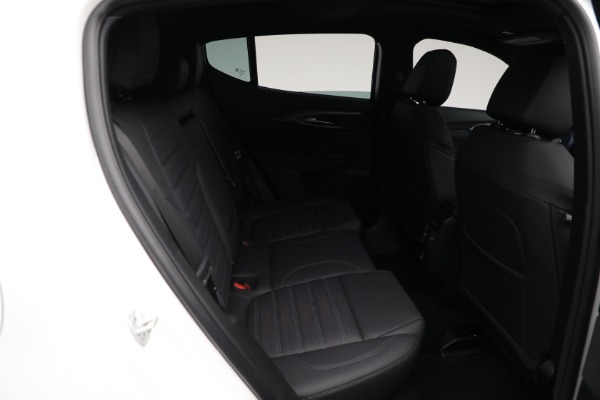 New 2025 Alfa Romeo Tonale Tributo Italiano for sale Sold at Rolls-Royce Motor Cars Greenwich in Greenwich CT 06830 13
