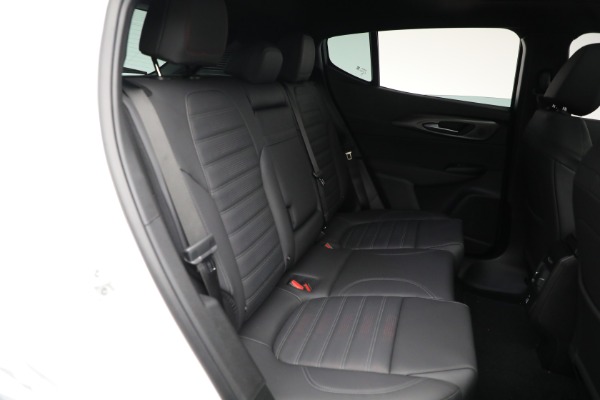 New 2025 Alfa Romeo Tonale Tributo Italiano for sale Sold at Rolls-Royce Motor Cars Greenwich in Greenwich CT 06830 14